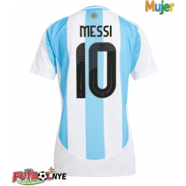 Camiseta Argentina Lionel Messi #10 Primera Equipación para mujer Copa America 2024 manga corta